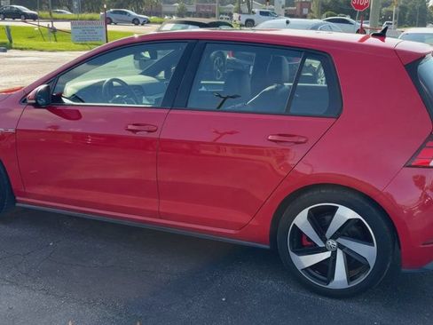 Used 2019 Volkswagen GTI S FWD image 6