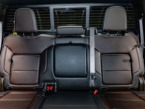 Used 2024 GMC Sierra 3500 Denali w/ Denali Reserve Package image 28