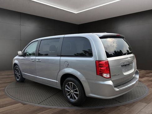 Used 2018 Dodge Grand Caravan GT FWD image 6