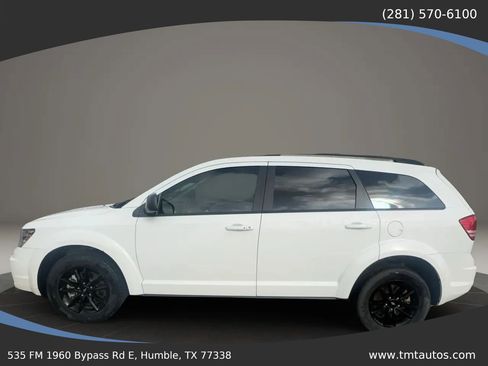 Used 2020 Dodge Journey SE w/ SE Popular Equipment Group FWD image 3