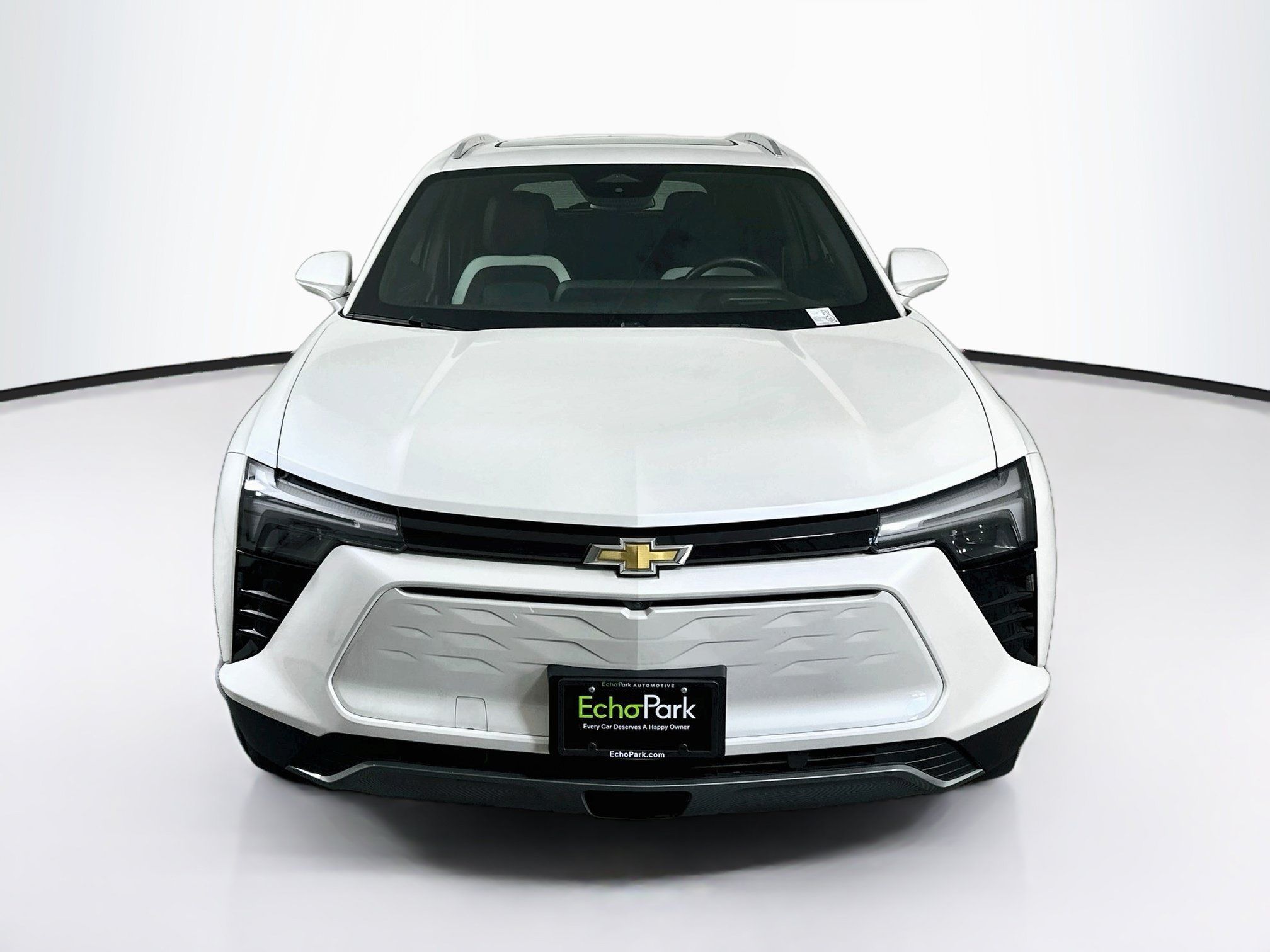 Used 2024 Chevrolet Blazer EV LT AWD/4WD image 2