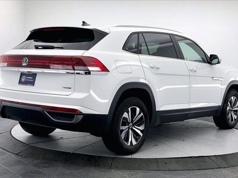 Used 2025 Volkswagen Atlas Cross Sport SE image 13