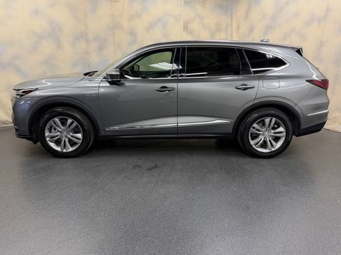 Certified 2025 Acura MDX SH-AWD image 3