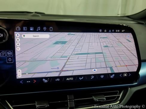 New 2026 Chevrolet Equinox EV LT image 14