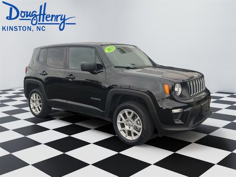 Used 2023 Jeep Renegade Latitude image 7