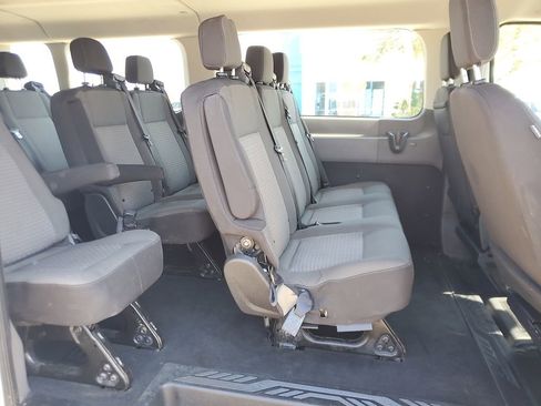 Used 2023 Ford Transit 350 XLT image 12