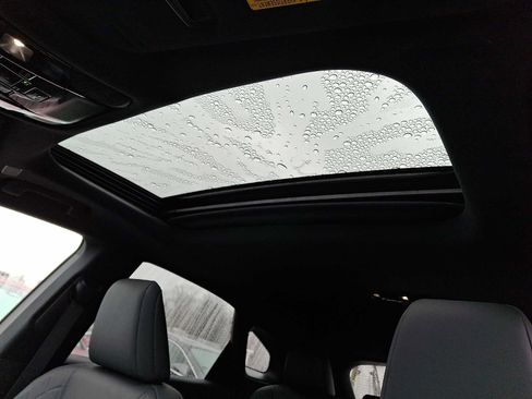 Used 2024 Lexus RX 350 Premium w/ Convenience Package image 8