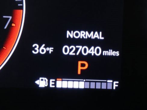 Used 2023 Honda HR-V LX image 13