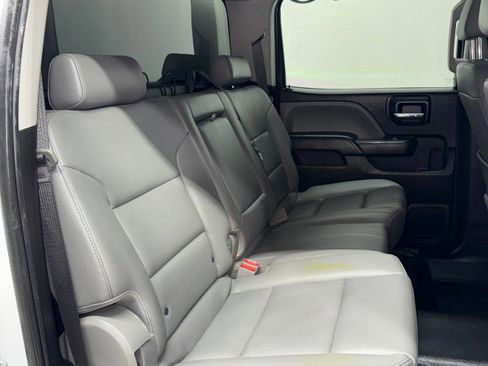 Used 2019 Chevrolet Silverado 2500 W/T w/ WT Convenience Package AWD/4WD image 29