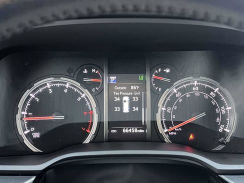 Used 2021 Toyota 4Runner TRD Off-Road Premium w/ Moonroof Package AWD/4WD image 35