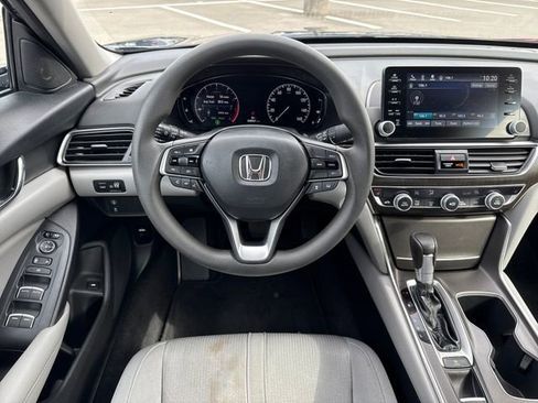 Used 2020 Honda Accord EX image 12