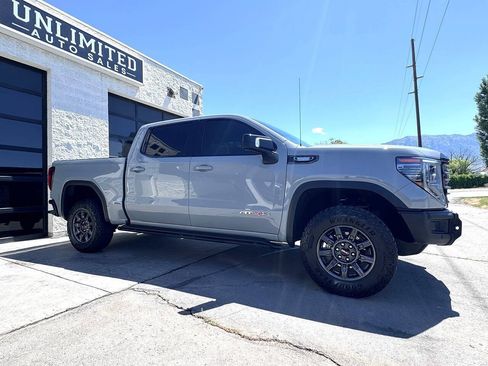 Used 2024 GMC Sierra 1500 AT4X AWD/4WD image 17