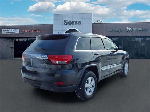 Used 2012 Jeep Grand Cherokee Laredo w/ Laredo E Group image 6