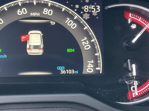 Used 2024 Toyota RAV4 Adventure image 19