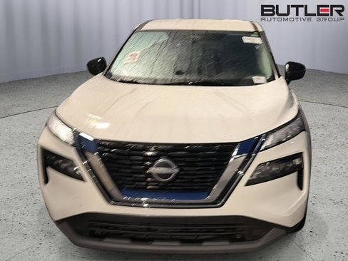 Used 2023 Nissan Rogue S FWD image 4