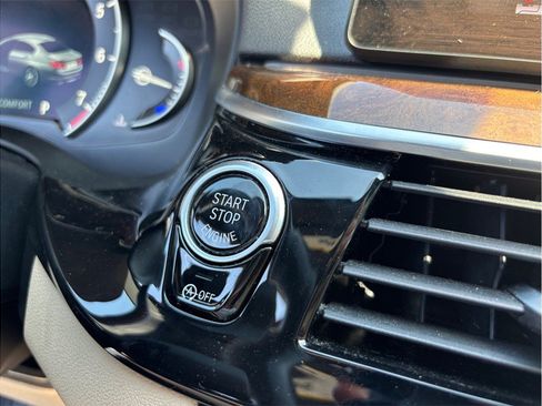 Used 2019 BMW 530i RWD image 30