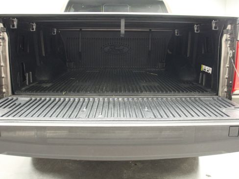 Used 2022 Ford F150 XLT w/ Equipment Group 302A High image 12