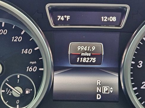 Used 2015 Mercedes-Benz ML 350 4MATIC image 12