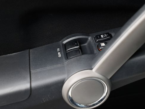 Used 2009 Scion tC image 39