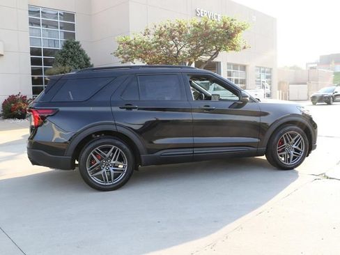 New 2026 Ford Explorer ST w/ Sun And Sound Package AWD/4WD image 7