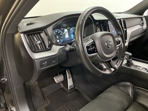 Used 2019 Volvo XC60 T6 R-Design w/ Protection Package Premier image 2