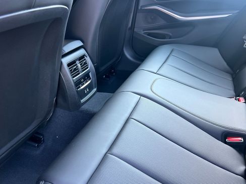 Used 2025 BMW 330i xDrive Sedan w/ M Sport Package image 25