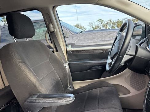 Used 2012 Dodge Grand Caravan Crew w/ Crew Value Pkg image 8