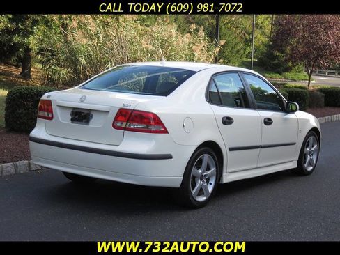Used 2005 Saab 9-3 Arc image 12
