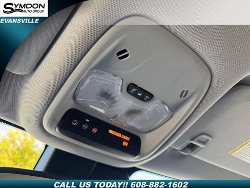 Used 2022 Chevrolet TrailBlazer LT w/ Convenience Package image 30