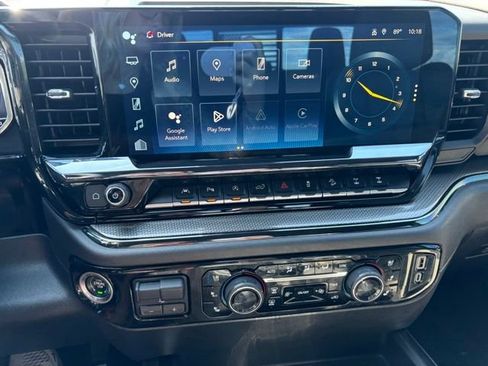 Used 2023 Chevrolet Silverado 1500 ZR2 w/ Technology Package AWD/4WD image 30