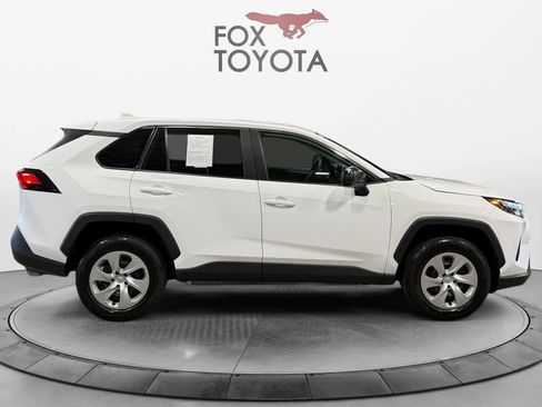 Used 2024 Toyota RAV4 LE AWD/4WD image 7