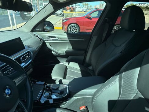 Certified 2024 BMW X3 xDrive30i w/ M Sport Package image 9