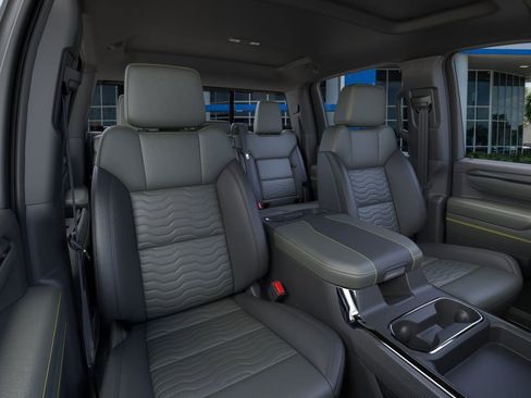 New 2026 Chevrolet Silverado 2500 ZR2 AWD/4WD image 16
