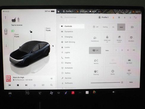 Used 2026 Tesla Model Y 2WD image 34