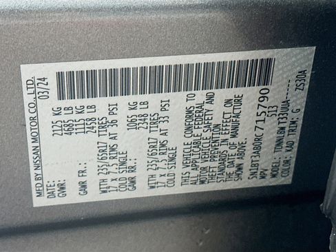 Used 2024 Nissan Rogue S image 12