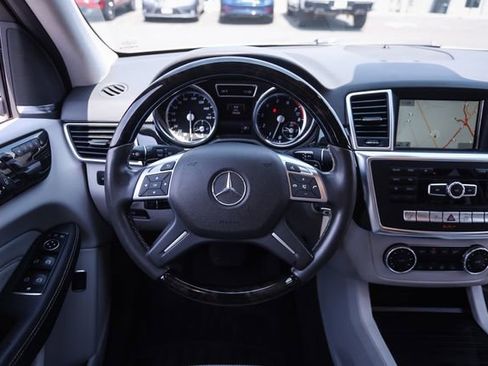 Used 2015 Mercedes-Benz ML 350 4MATIC image 23