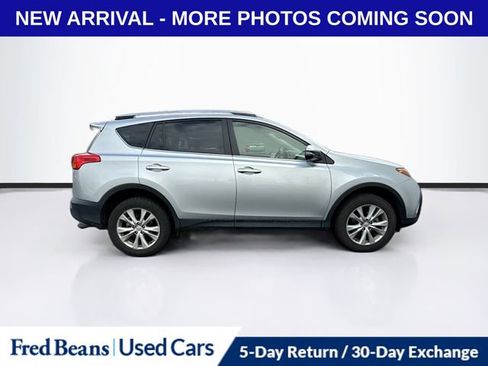 Used 2015 Toyota RAV4 Limited image 8