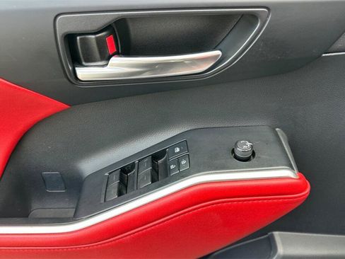 Used 2021 Toyota Highlander XSE image 11