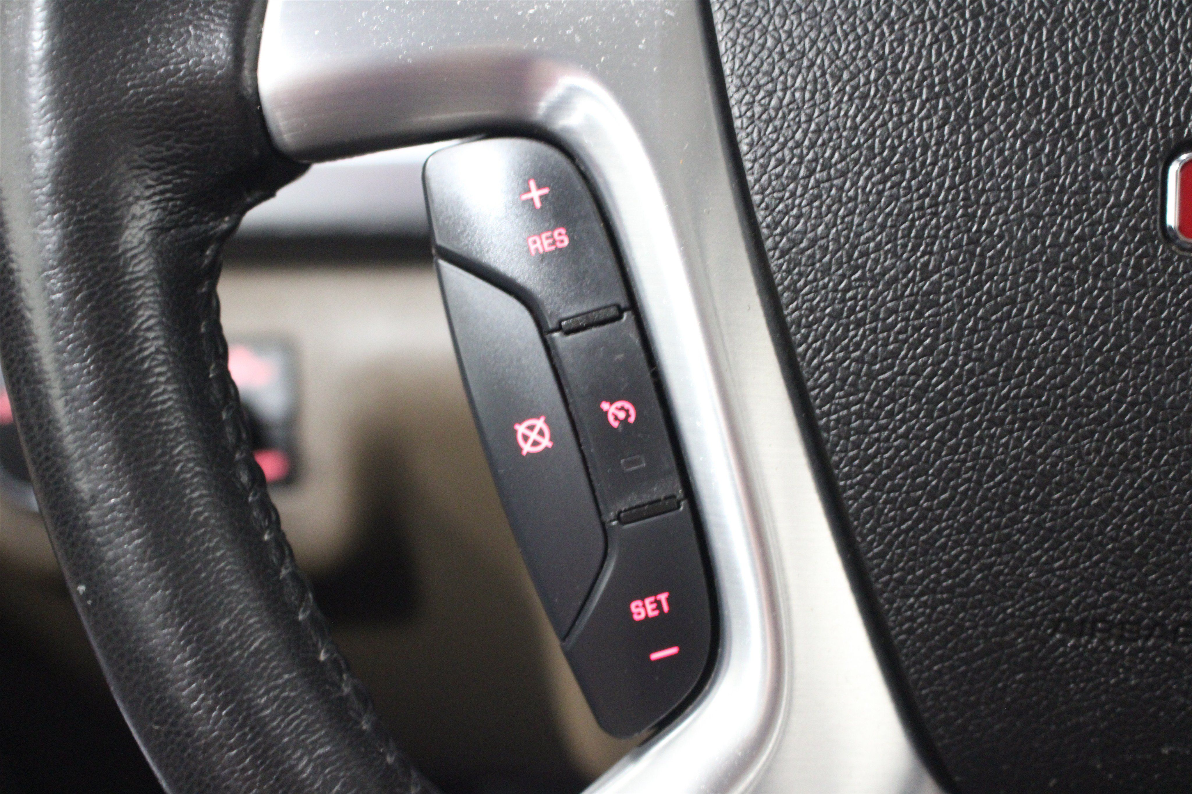 Used 2015 GMC Acadia SLT w/ Open Road Package FWD image 12