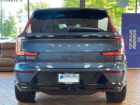 Used 2025 Volvo EX90 Ultra AWD/4WD image 8