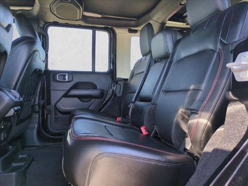 Used 2023 Jeep Wrangler Unlimited Rubicon w/ Steel Bumper Group image 18