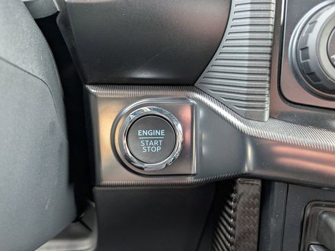 New 2025 Ford F150 Lariat w/ Equipment Group 502A High image 19