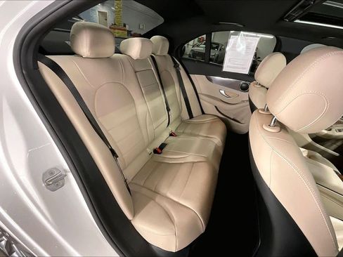 Used 2018 Mercedes-Benz C 300 Sedan image 28