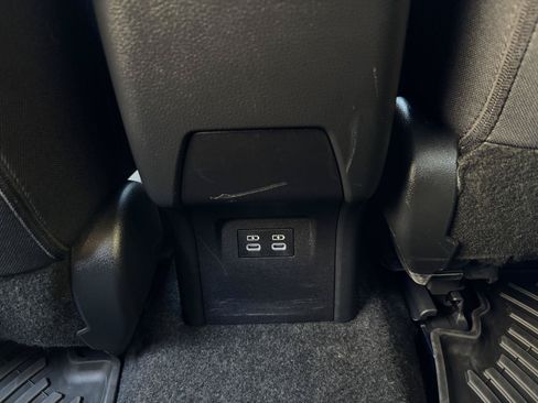 Used 2023 Toyota Prius LE AWD/4WD image 22