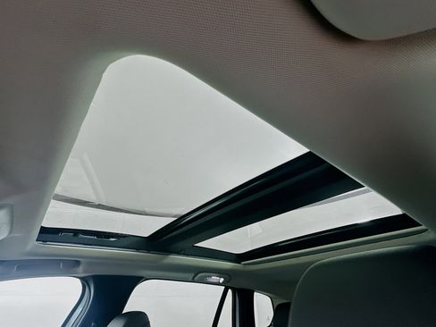 Used 2025 MAZDA CX-50 AWD 2.5 Hybrid w/ Premium Pkg image 25