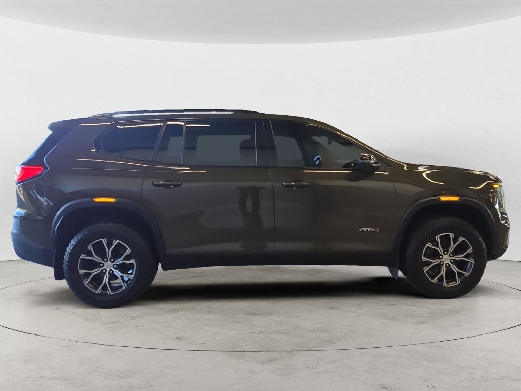 Certified 2024 GMC Acadia AT4 w/ LPO, Floor Liner Package AWD/4WD image 7