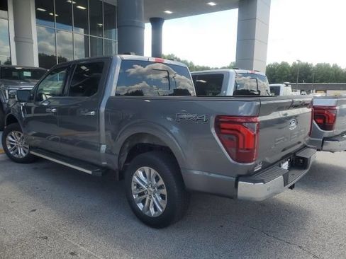 Used 2025 Ford F150 Lariat w/ Equipment Group 501A Mid AWD/4WD image 4