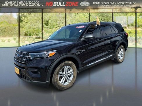 Certified 2023 Ford Explorer XLT AWD/4WD image 1