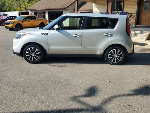 Used 2014 Kia Soul image 3