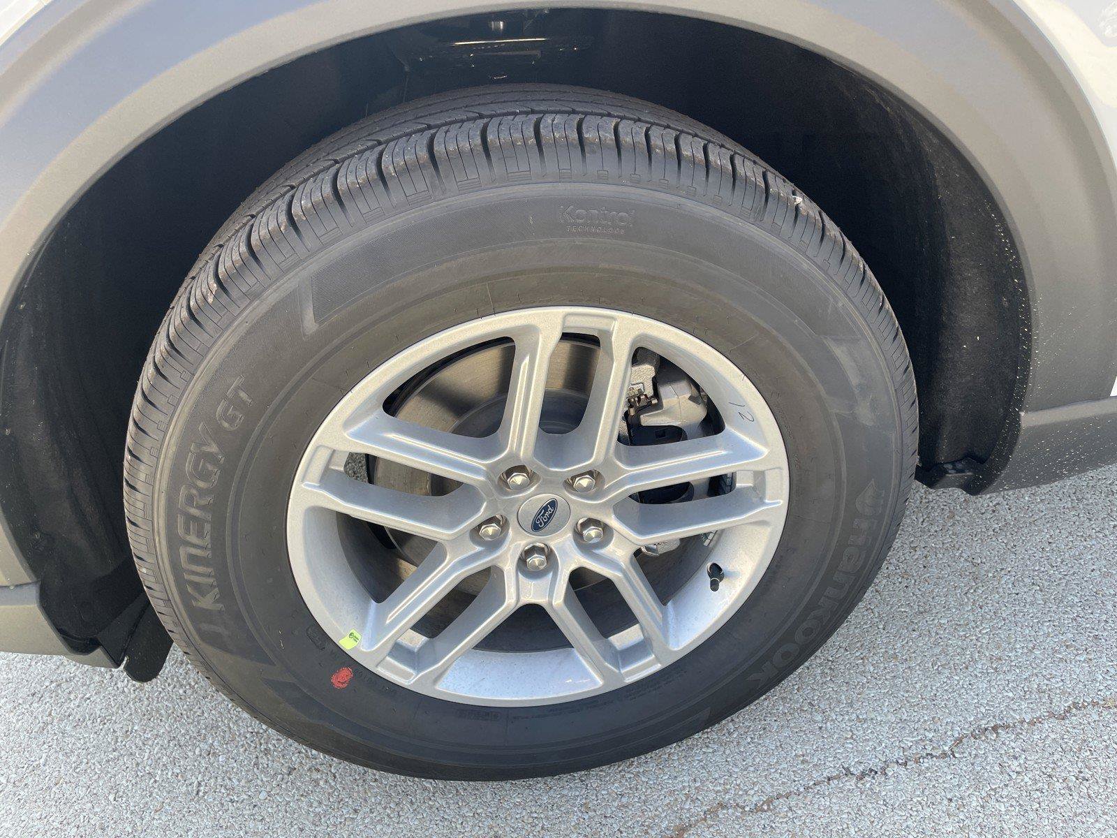 New 2026 Ford Explorer Active w/ Active Comfort Package RWD image 35